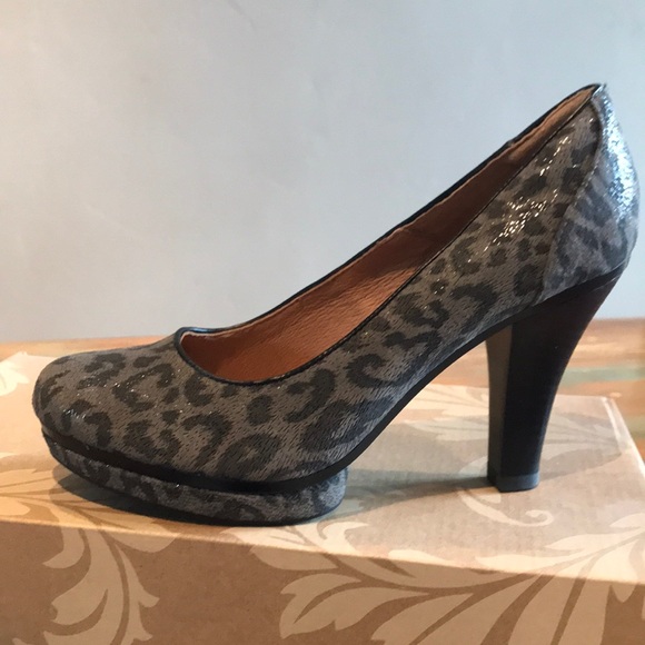 Sofft Premier Mandy Grey High Heel NWT - Picture 4 of 8